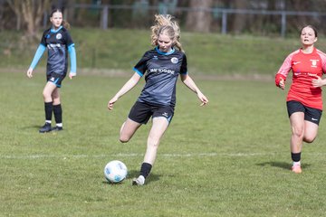 Bild 286 - wBJ VfL Pinneberg - Waldd�rfer SV : Ergebnis: 5:0